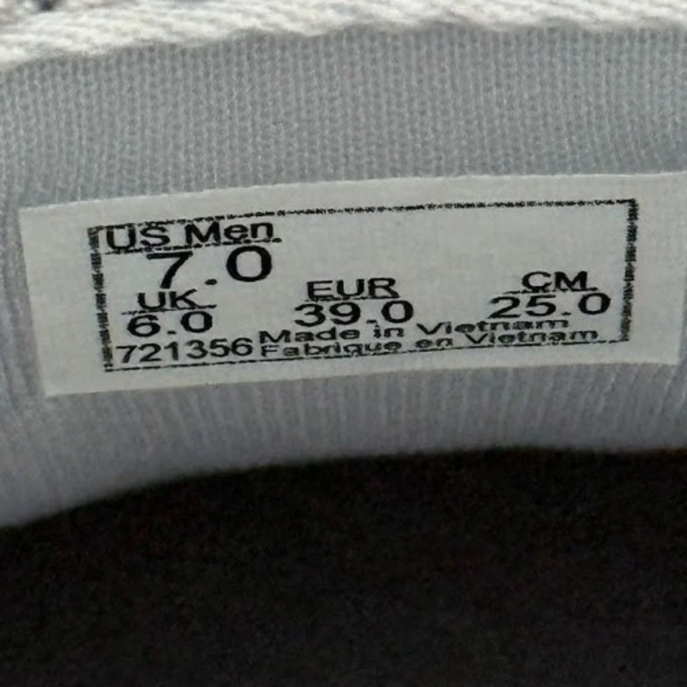 Vans Rowan‎ 2 Low Top Skate Shoes Mens 7 US Grey White Suede Leather Sneakers